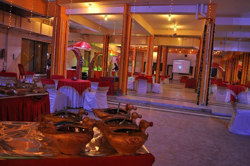 Hotel Maruti Mandapam Dzsabalpur Kültér fotó